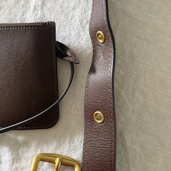 2025 updated Coach Bleecker Bucket Bag in Maple - Picture 3 of 15